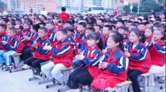 社区组织的育婴师培训是真是假游戏画面
